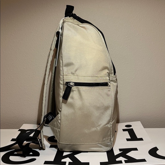 NWT Marimekko Metro Backpack - Beige - Picture 6 of 15